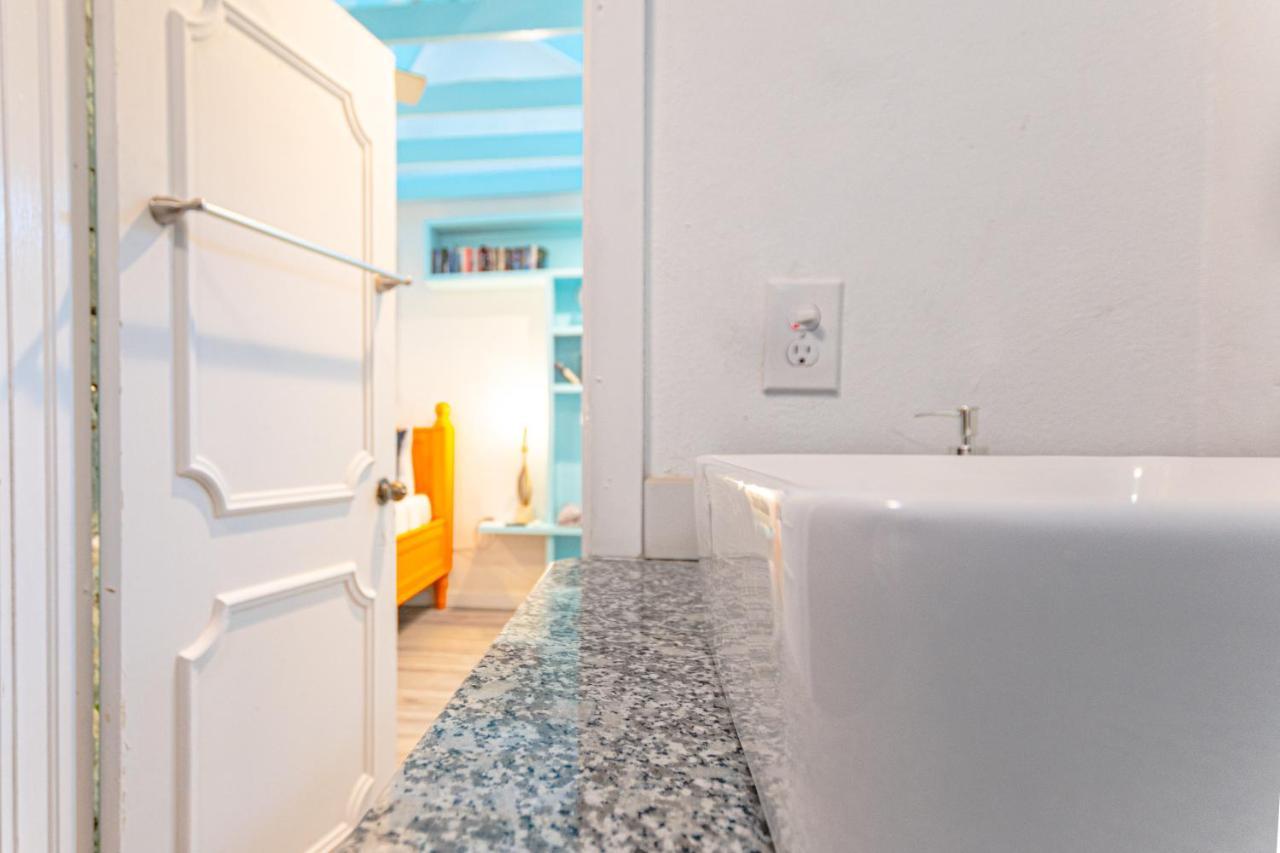 Studio Candy At Viking Hill - Love Beach Nassau Exterior foto